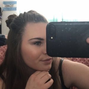 Meet your Posher, Tess